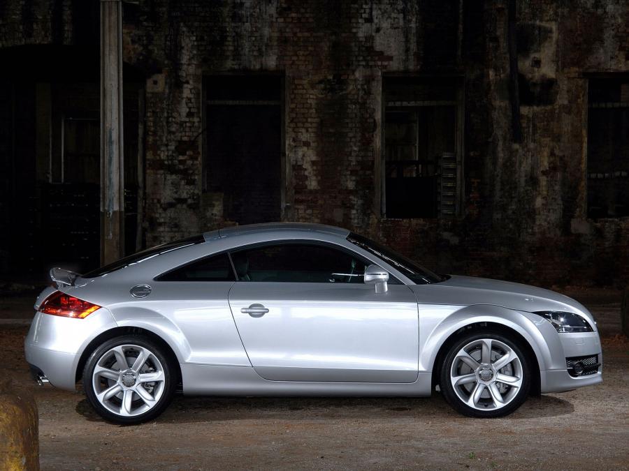  Audi TT 3.2 Quattro Coupe (8J) 2006 года  (ZA) (фото 12 из 13)